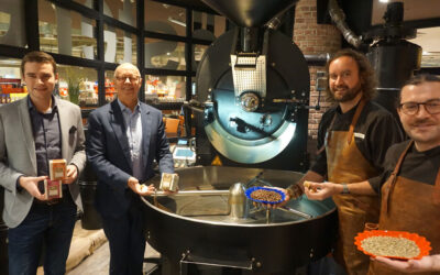 Premium-Kaffeegenuss in innovativer Holz-Kapsel –  Zurheide stellt neue Eigenmarke vor